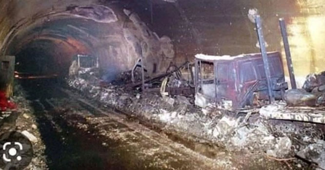 افغانستان ، ٹنل میں آئل ٹینکر دھماکے سے پھٹ گیا؛ 19 جاں بحق اور 32 زخمی، مزید ہلاکتوں کا خدشہ