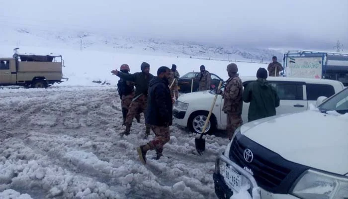 بلوچستان میں سخت سردی کا راج، درجہ حرارت منفی 17.8 سینٹی گریڈ تک گر گیا