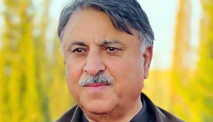 گورنر ملک عبدالولی خان کاکڑ کاسی ایم ایچ ہسپتال کا دورہ ،سبی دھماکے کے زخمیوں کی عیادت