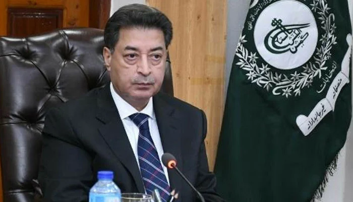 بلوچستان میں دھماکوں کے بعد چیف الیکشن کمشنر کی صوبوں میں سکیورٹی ہائی الرٹ رکھنے کی ہدایت